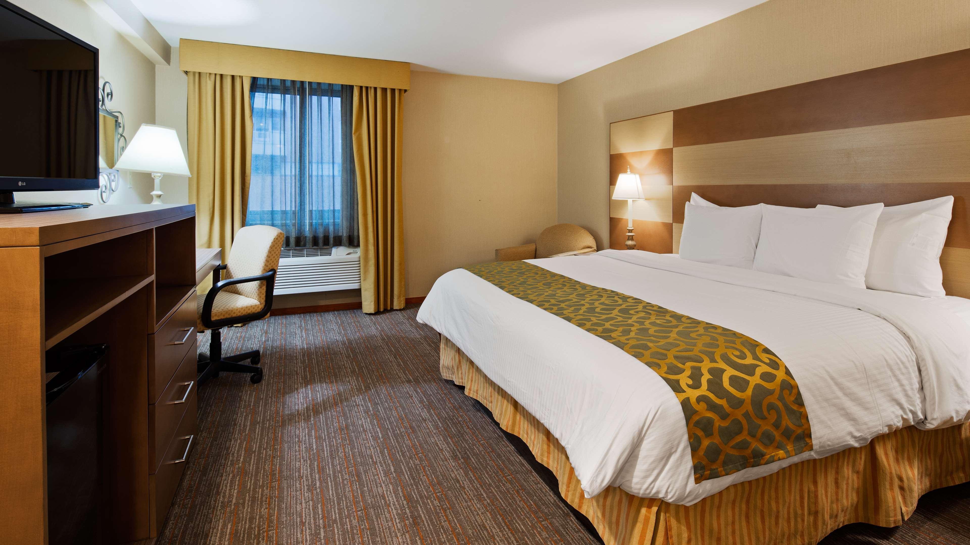 Best Western Queens Court New York City Exterior photo